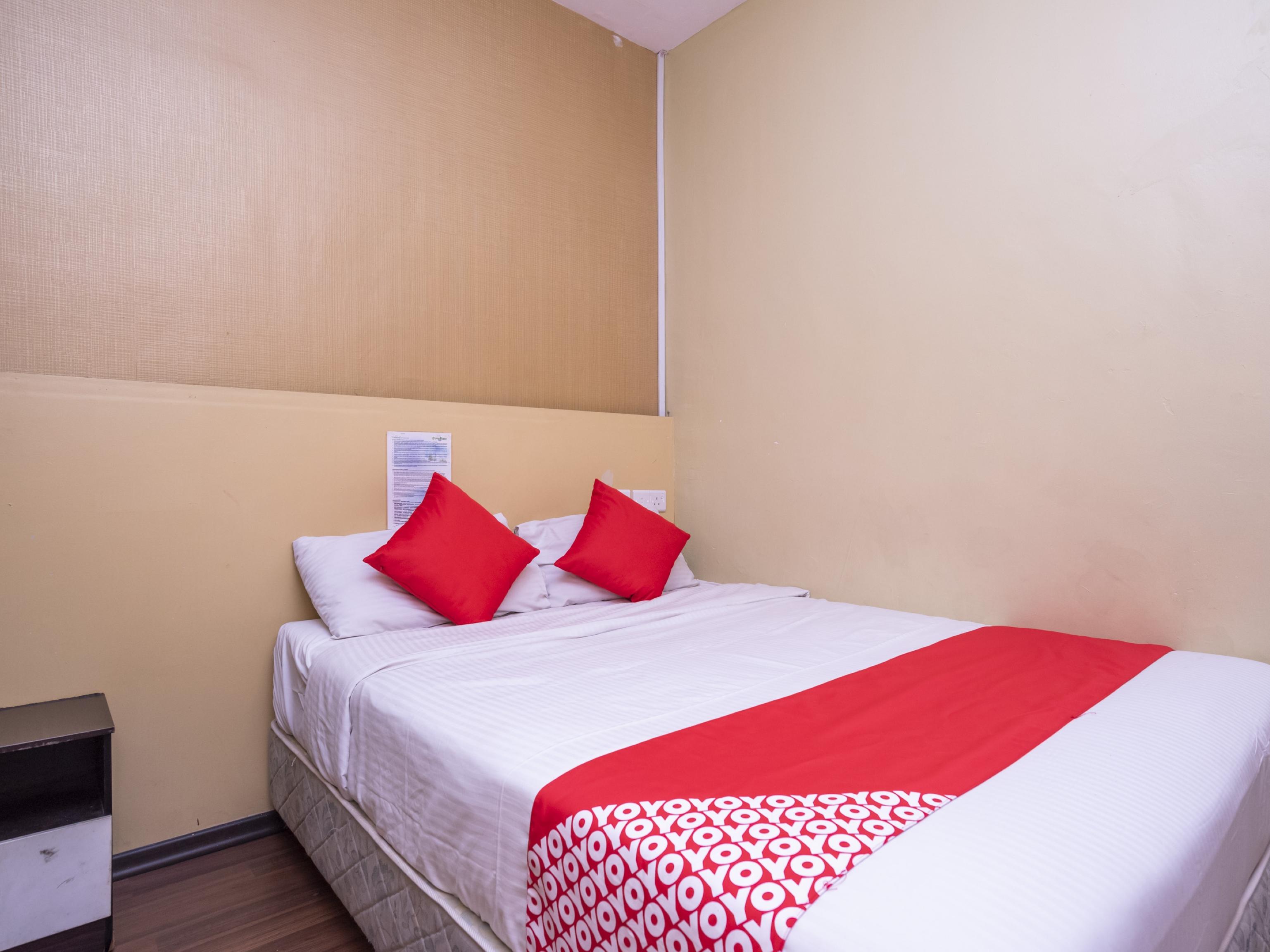 ג'והור בהרו D'Pinetrees Hotel מראה חיצוני תמונה