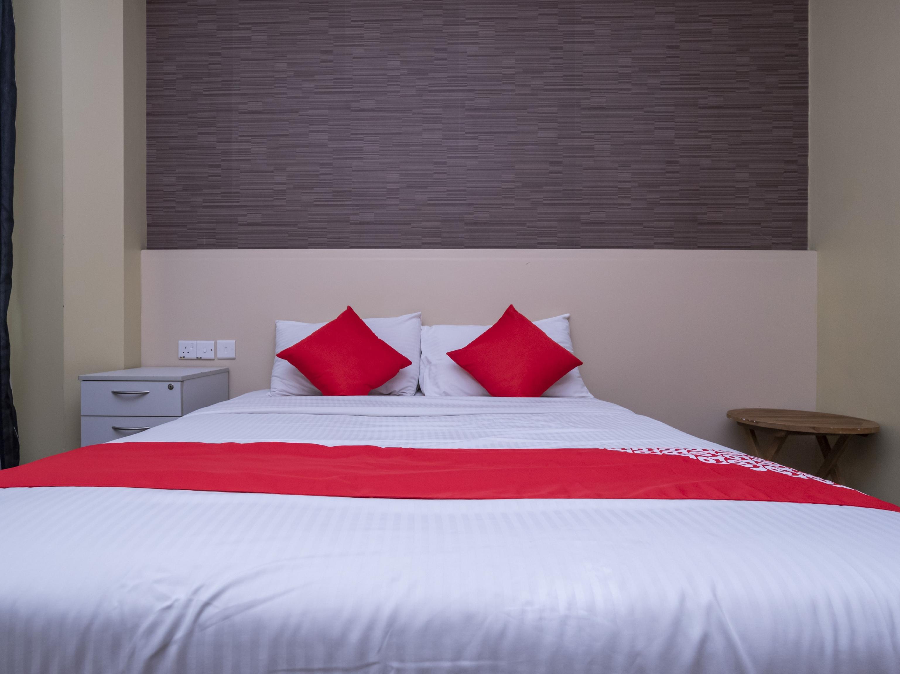 ג'והור בהרו D'Pinetrees Hotel מראה חיצוני תמונה
